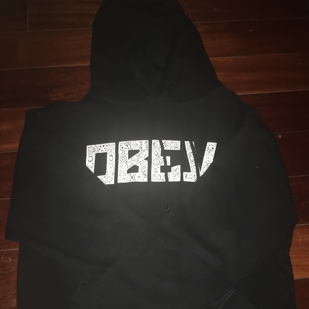 Obey Hoodie size sm